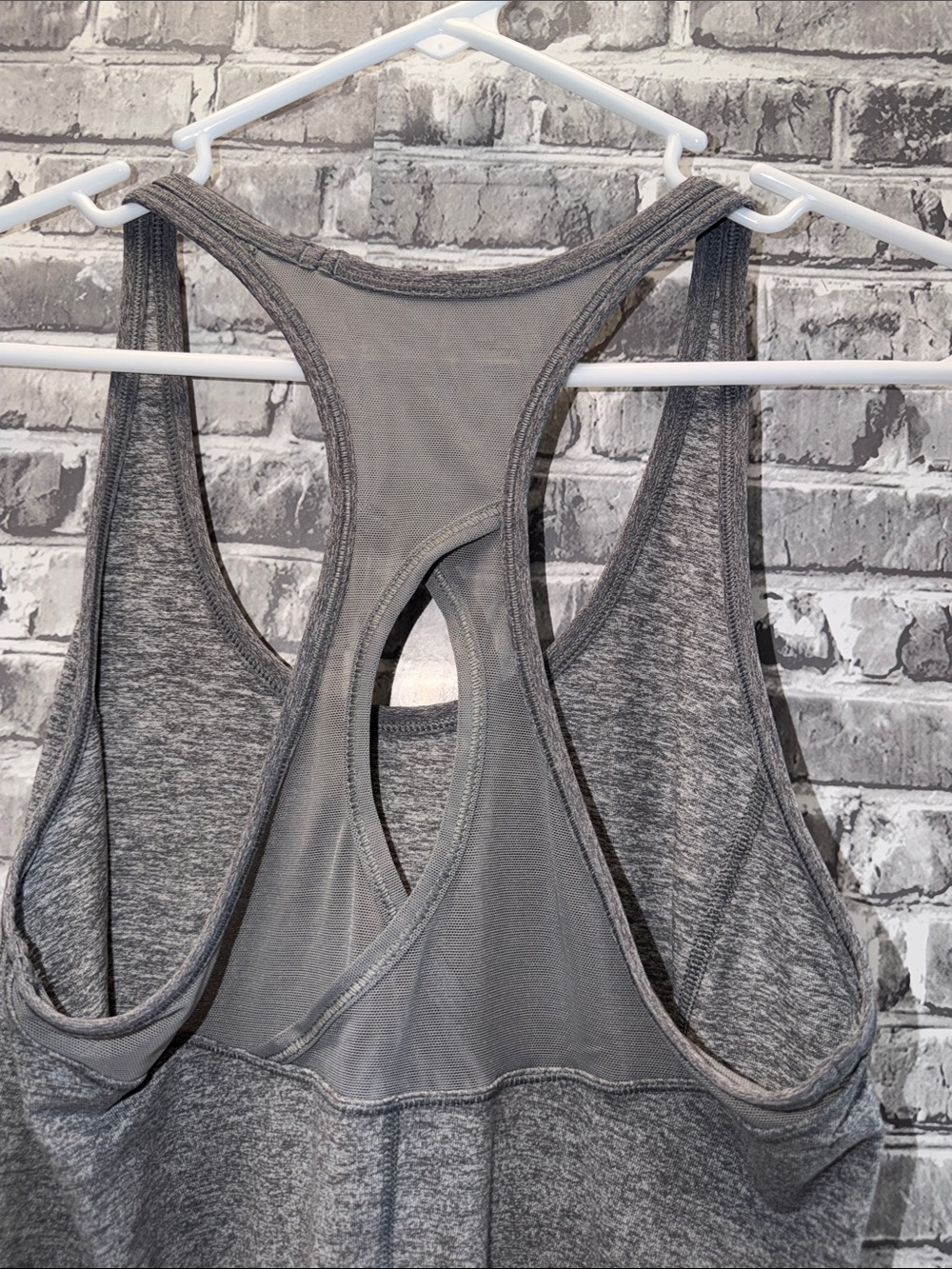 Lululemon‎ Gray Racerback Athletic Tank - Picture 3 of 8